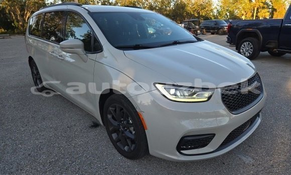 Buy Used Chrysler Pacifica White Car in Tashkent in Toskent Buy Used Chrysler Pacifica White Car in Tashkent in Toskent