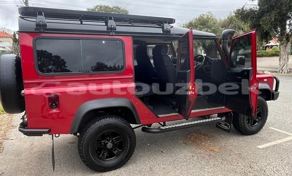 Buy Used Land Rover Defender Red Car in Tashkent in Toskent Buy Used Land Rover Defender Red Car in Tashkent in Toskent