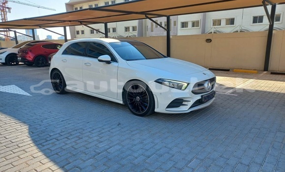 Buy Used Mercedes-Benz A200 White Car in Beskent in Kaskadar Buy Used Mercedes-Benz A200 White Car in Beskent in Kaskadar