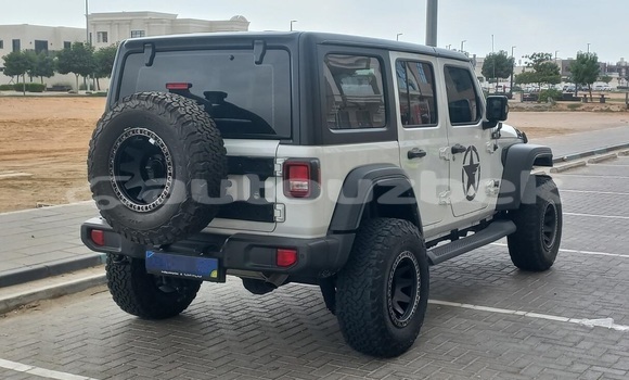 Buy Used Jeep Wrangler White Car in Tashkent in Toskent Buy Used Jeep Wrangler White Car in Tashkent in Toskent
