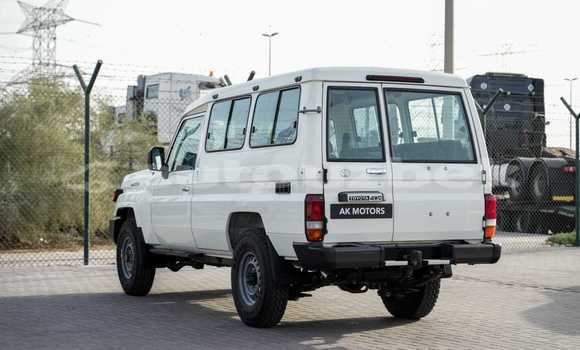 Buy Import Toyota Land Cruiser White Car in Import - Dubai in Andijon Buy Import Toyota Land Cruiser White Car in Import - Dubai in Andijon