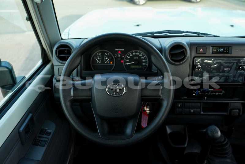 Big with watermark toyota land cruiser andijon import dubai 4484
