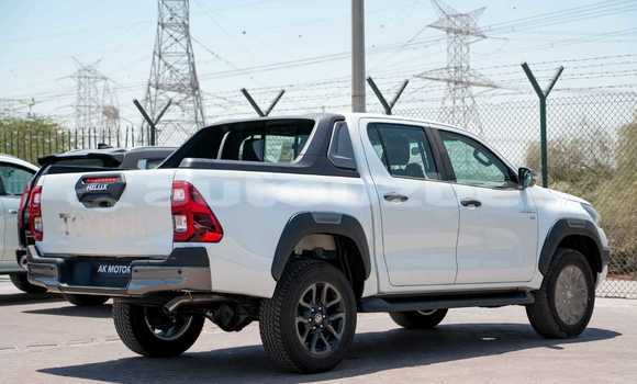 Buy Import Toyota Hilux White Car in Import - Dubai in Andijon Buy Import Toyota Hilux White Car in Import - Dubai in Andijon