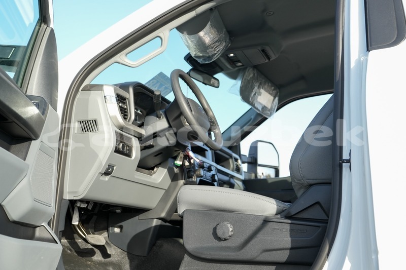 Big with watermark ford f 150 andijon import dubai 4486