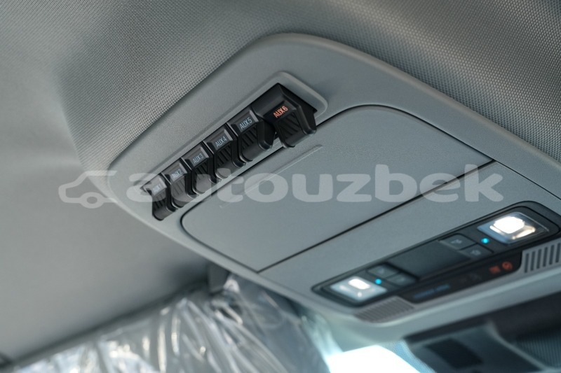 Big with watermark ford f 150 andijon import dubai 4486