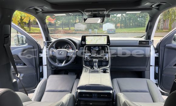 Buy Used Lexus LX Silver Car in Altyarik in Fargona Buy Used Lexus LX Silver Car in Altyarik in Fargona