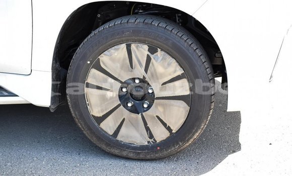 Buy Import Lexus LX White Car in Import - Dubai in Andijon Buy Import Lexus LX White Car in Import - Dubai in Andijon