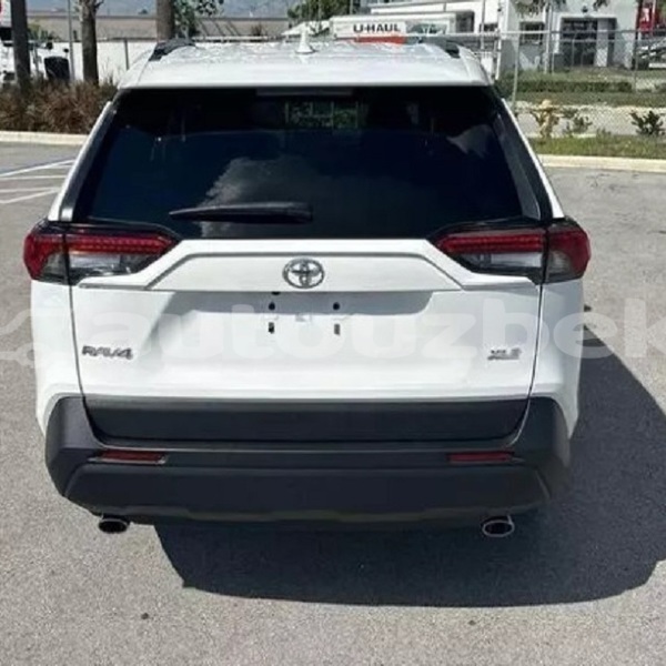 Big with watermark toyota rav4 toskent almazar 4512