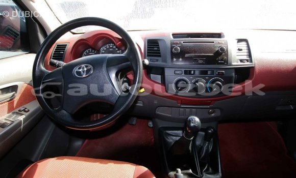 Buy Import Toyota Hilux Red Car in Import - Dubai in Andijon Buy Import Toyota Hilux Red Car in Import - Dubai in Andijon