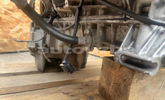 Buy 2013 Mercedes ML63 AMG in Buka in Toskent Buy 2013 Mercedes ML63 AMG in Buka in Toskent