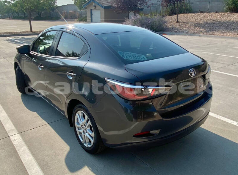 Big with watermark toyota yaris toskent buka 4563