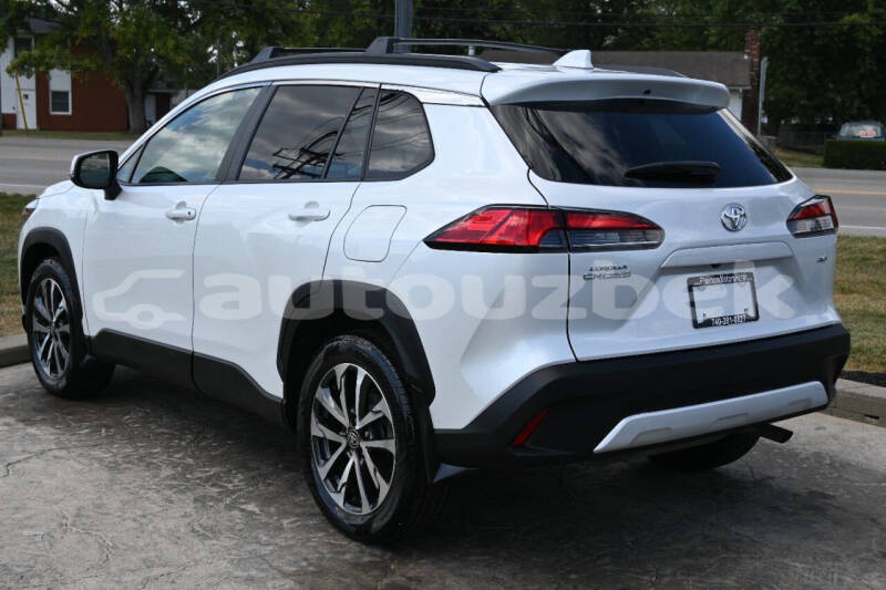 Big with watermark toyota corolla cross toskent tashkent 4564
