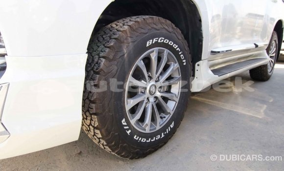 Buy Import Toyota Prado White Car in Import - Dubai in Andijon Buy Import Toyota Prado White Car in Import - Dubai in Andijon
