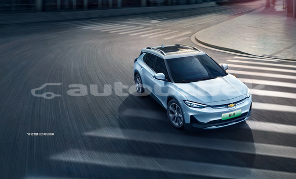 Buy New Chevlolet Spin White Car in Tashkent in Toskent Buy New Chevlolet Spin White Car in Tashkent in Toskent