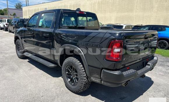 Buy Used Dodge RAM Black Car in Ahunabayev in Andijon Buy Used Dodge RAM Black Car in Ahunabayev in Andijon