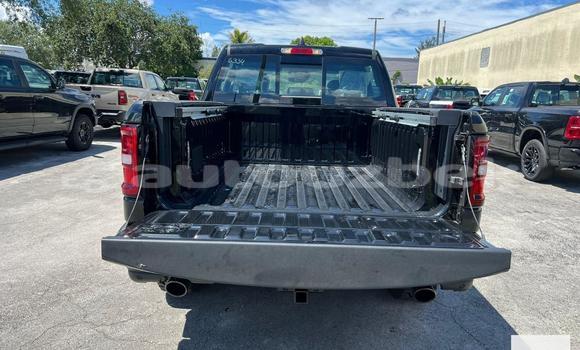 Buy Used Dodge RAM Black Car in Ahunabayev in Andijon Buy Used Dodge RAM Black Car in Ahunabayev in Andijon