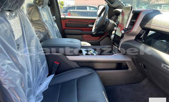 Buy Used Dodge RAM Black Car in Ahunabayev in Andijon Buy Used Dodge RAM Black Car in Ahunabayev in Andijon