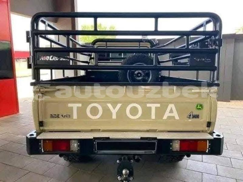 Big with watermark toyota land cruiser toskent tashkent 4631