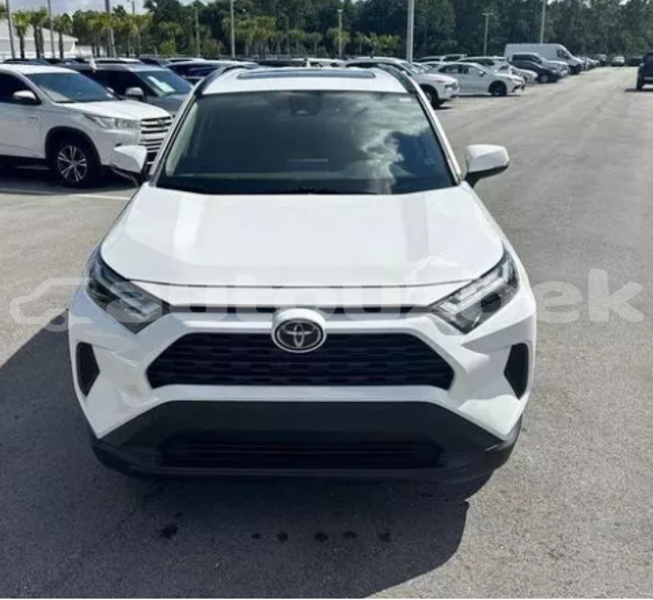 Big with watermark toyota rav4 toskent angren 4638