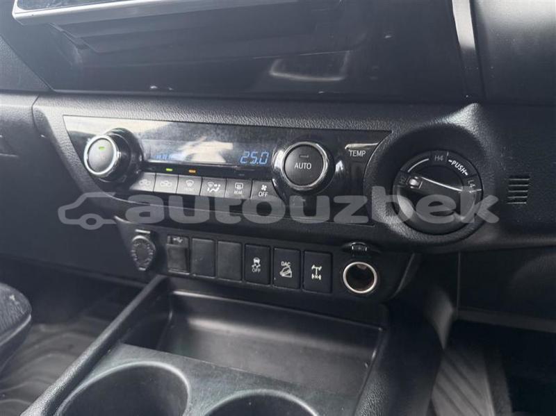 Big with watermark toyota hilux toskent almazar 4639
