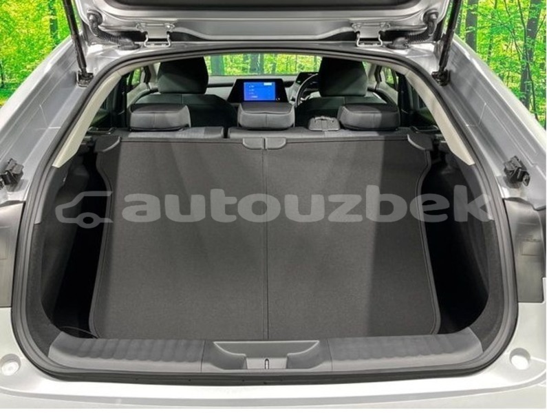 Big with watermark toyota prius toskent tashkent 4642