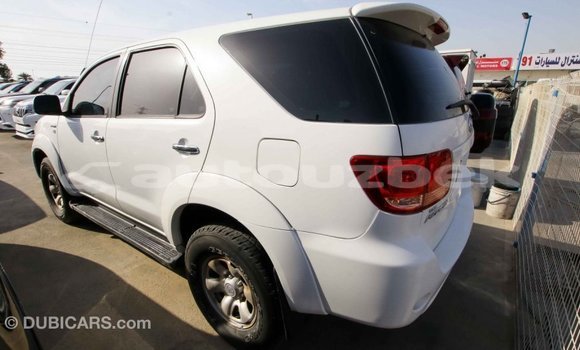 Buy Import Toyota Fortuner White Car in Import - Dubai in Andijon Buy Import Toyota Fortuner White Car in Import - Dubai in Andijon