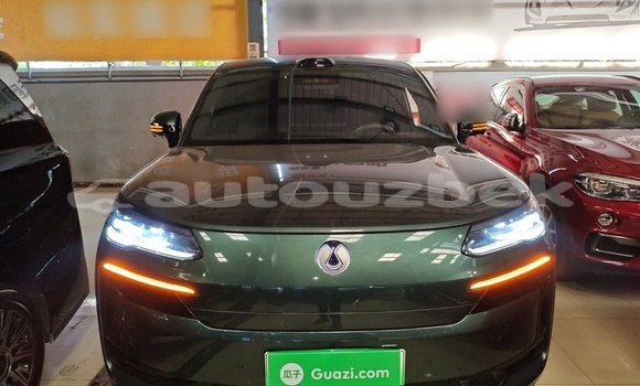 Buy Used Hyundai Tucson Black Car in Tashkent in Toskent