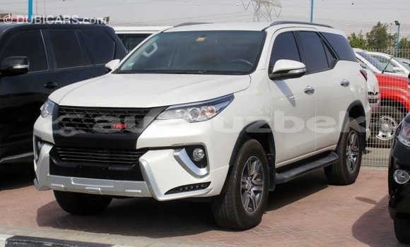 Buy Import Toyota Fortuner White Car in Import - Dubai in Andijon Buy Import Toyota Fortuner White Car in Import - Dubai in Andijon