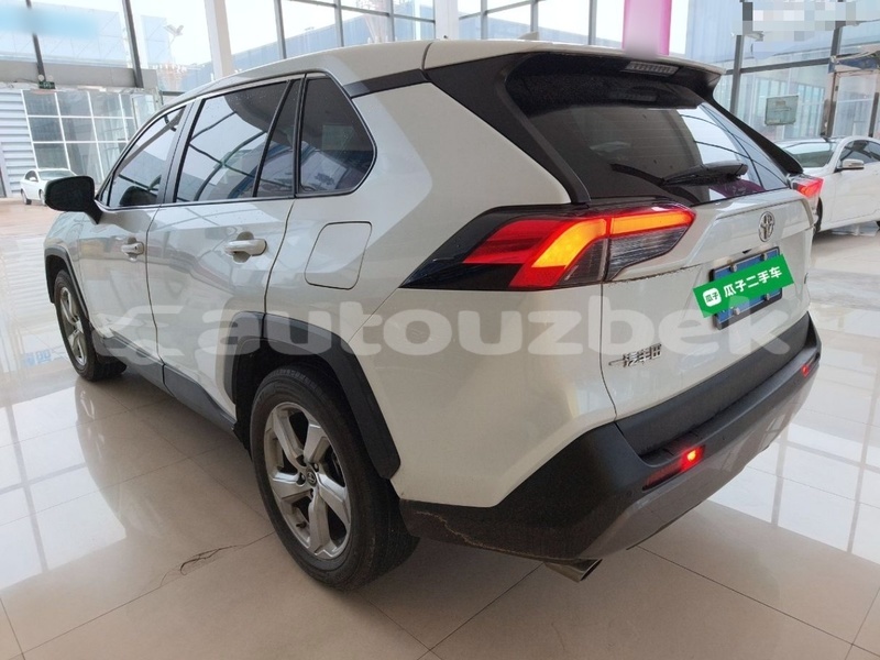 Big with watermark toyota rav4 toskent tashkent 4663