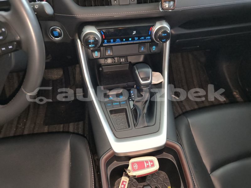 Big with watermark toyota rav4 toskent tashkent 4663