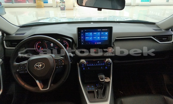Buy Used Toyota RAV4 White Car in Tashkent in Toskent Buy Used Toyota RAV4 White Car in Tashkent in Toskent