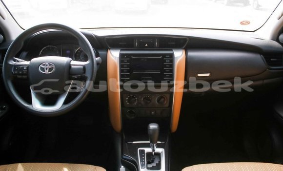 Buy Import Toyota Fortuner White Car in Import - Dubai in Andijon Buy Import Toyota Fortuner White Car in Import - Dubai in Andijon