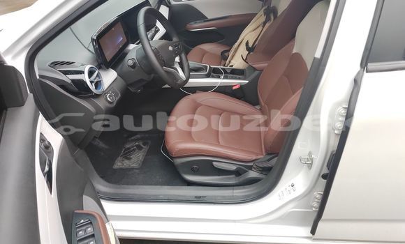 Buy Used Chevrolet Monza White Car in Tashkent in Toskent Buy Used Chevrolet Monza White Car in Tashkent in Toskent