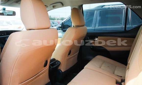 Buy Import Toyota Fortuner White Car in Import - Dubai in Andijon Buy Import Toyota Fortuner White Car in Import - Dubai in Andijon