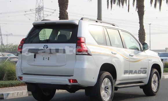 Buy Used Toyota Land Cruiser Prado White Car in Tashkent in Toskent Buy Used Toyota Land Cruiser Prado White Car in Tashkent in Toskent