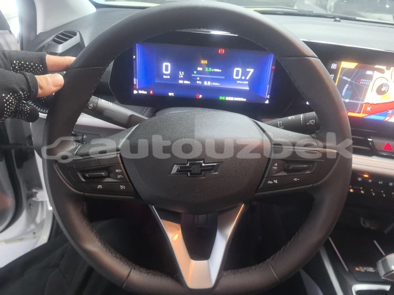 Big with watermark toyota rav4 toskent tashkent 4667