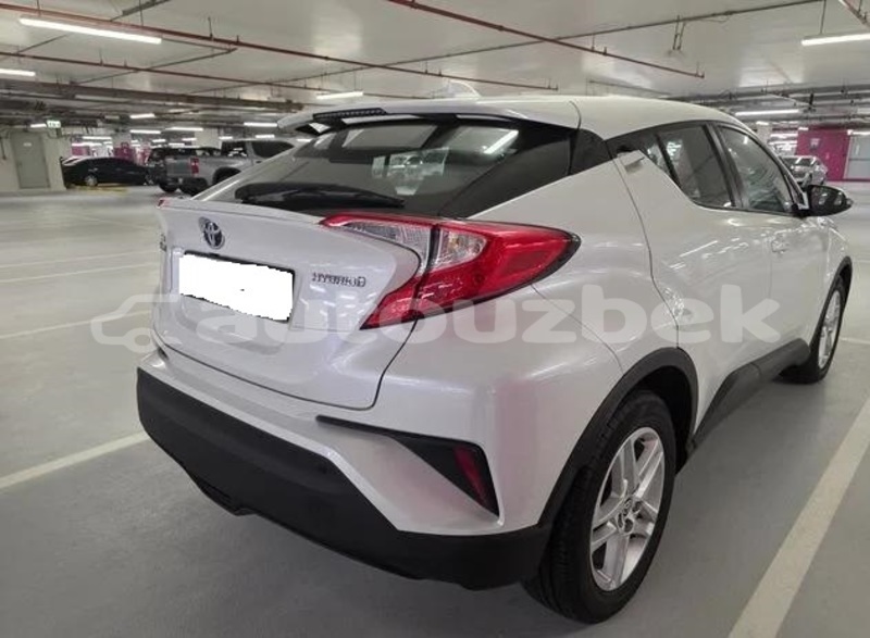 Big with watermark toyota c hr toskent tashkent 4669