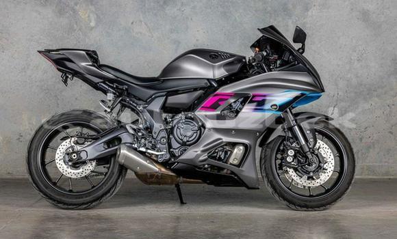 Buy Used Yamaha YZF Black Bike in Tashkent in Toskent