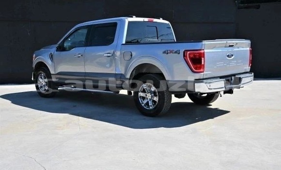 Buy Import Ford E 150 Cargo Van Silver Truck in Tashkent in Toskent Buy Import Ford E 150 Cargo Van Silver Truck in Tashkent in Toskent