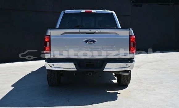 Buy Import Ford E 150 Cargo Van Silver Truck in Tashkent in Toskent Buy Import Ford E 150 Cargo Van Silver Truck in Tashkent in Toskent
