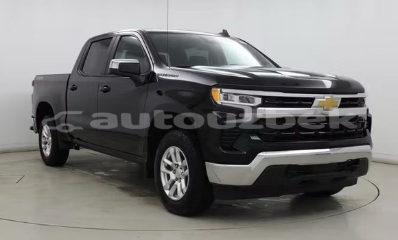 Buy Used Chevrolet Silverado Black Car in Tashkent in Toskent