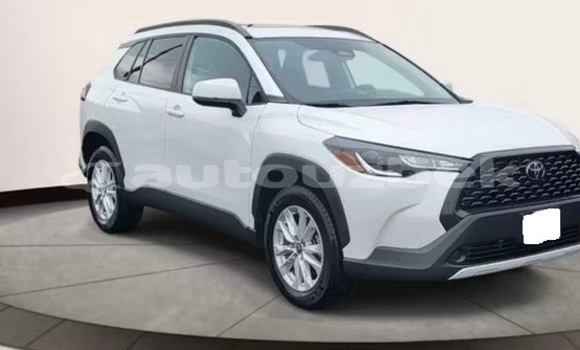 Buy Used Toyota Corolla White Car in Beskent in Kaskadar Buy Used Toyota Corolla White Car in Beskent in Kaskadar