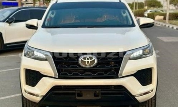 Buy Used Toyota Fortuner White Car in Beskent in Kaskadar Buy Used Toyota Fortuner White Car in Beskent in Kaskadar