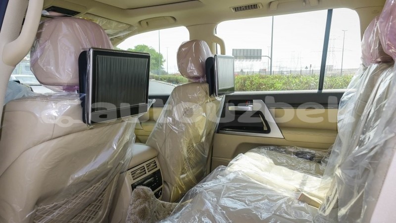 Big with watermark toyota land cruiser toskent tashkent 4721