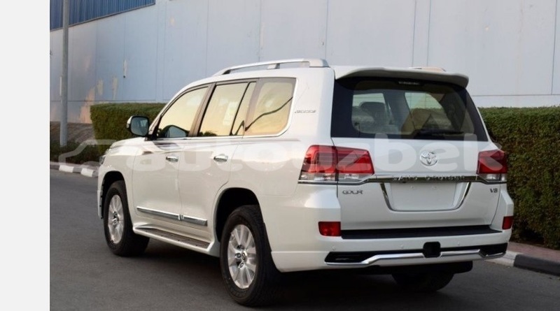 Big with watermark toyota land cruiser toskent tashkent 4721