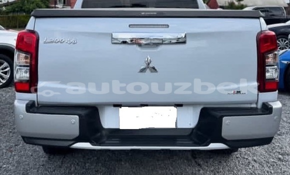 Buy Used Mitsubishi L200 White Car in Beskent in Kaskadar Buy Used Mitsubishi L200 White Car in Beskent in Kaskadar