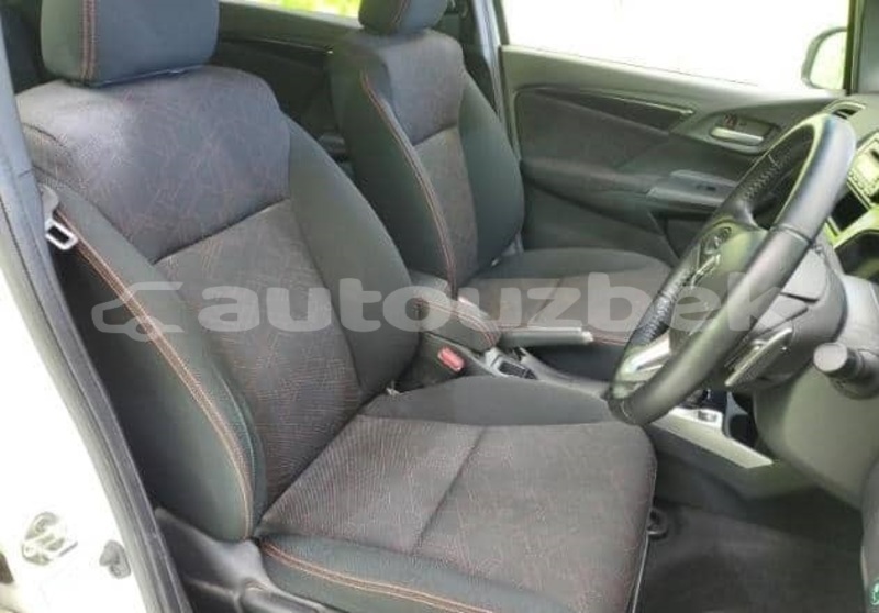 Big with watermark honda fit toskent tashkent 4730