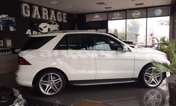 Buy Used Mercedes-Benz ML–Class White Car in Tashkent in Toskent Buy Used Mercedes-Benz ML–Class White Car in Tashkent in Toskent