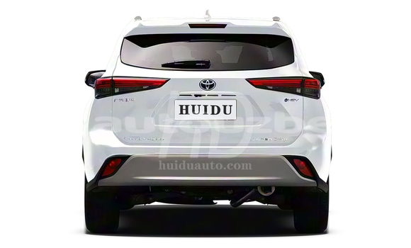 Buy New Toyota Highlander White Car in Honobod in Andijon Buy New Toyota Highlander White Car in Honobod in Andijon