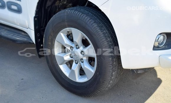 Buy Import Toyota Prado White Car in Import - Dubai in Andijon Buy Import Toyota Prado White Car in Import - Dubai in Andijon